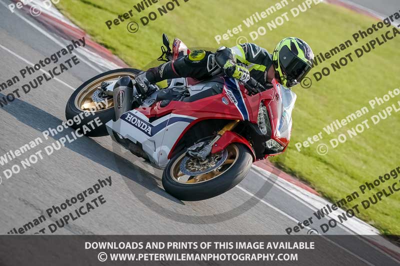 donington no limits trackday;donington park photographs;donington trackday photographs;no limits trackdays;peter wileman photography;trackday digital images;trackday photos